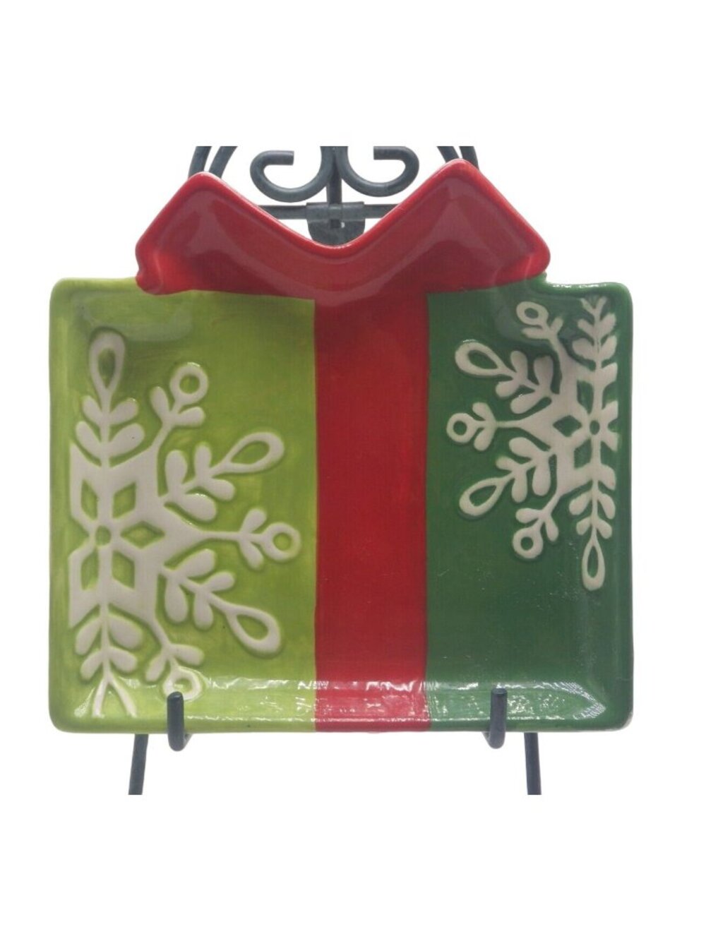 Christmas Gift Package Box Plate Candy Dish Holiday Red Green Snowflake 6 Inch